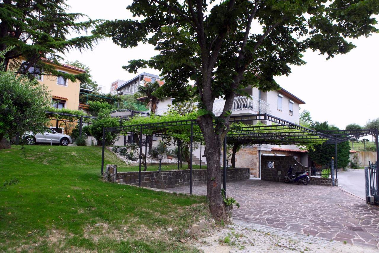 Villa UMA Izola Esterno foto